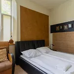 Africana By Grand Apartment
