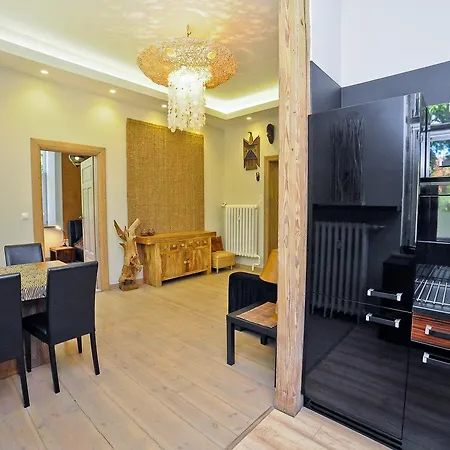 Africana By Grand Apartment *